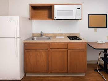Value Place Cleveland Oh Hotel Bagian luar foto
