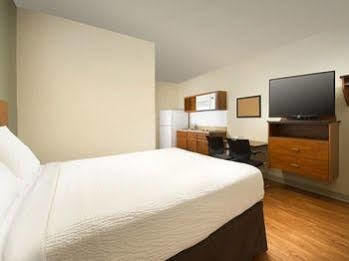 Value Place Cleveland Oh Hotel Bagian luar foto