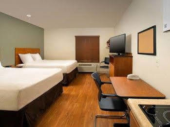 Value Place Cleveland Oh Hotel Bagian luar foto